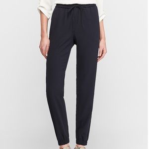 Mid-rise ankle drawstring utility jogger